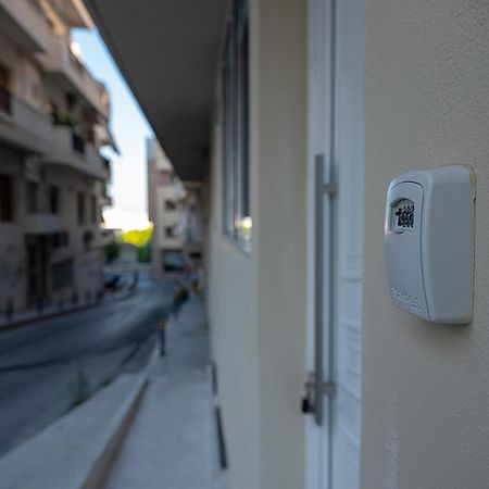 Luxury Apts Heraklion Center エクステリア 写真