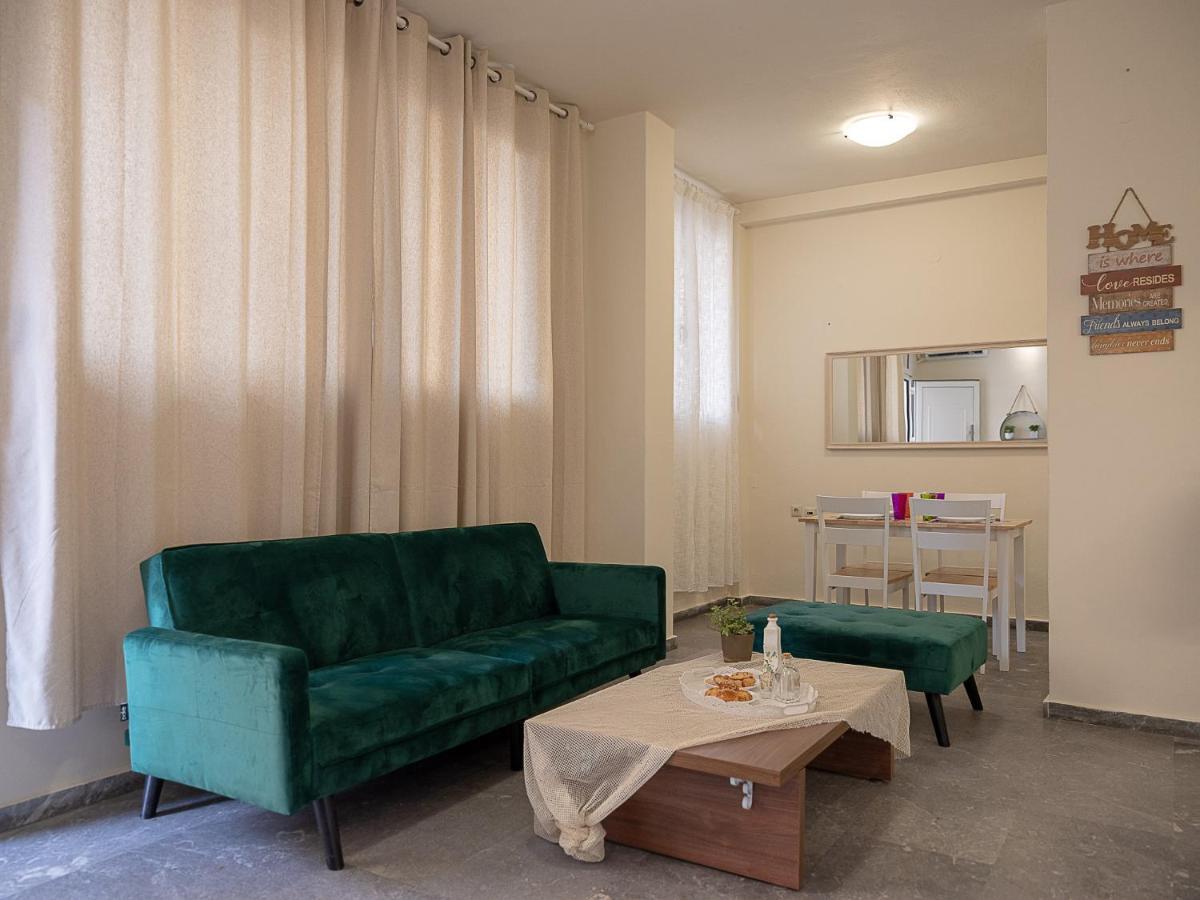 Luxury Apts Heraklion Center エクステリア 写真