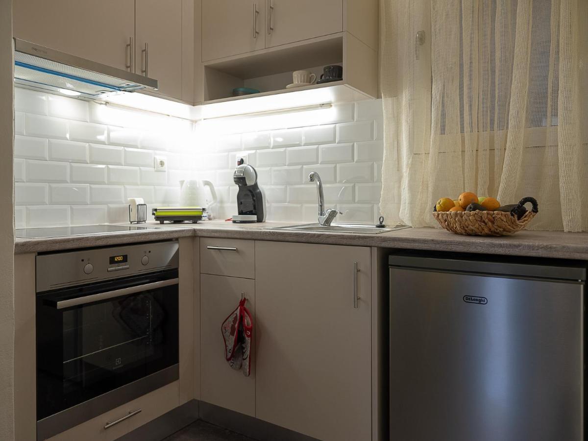 Luxury Apts Heraklion Center エクステリア 写真